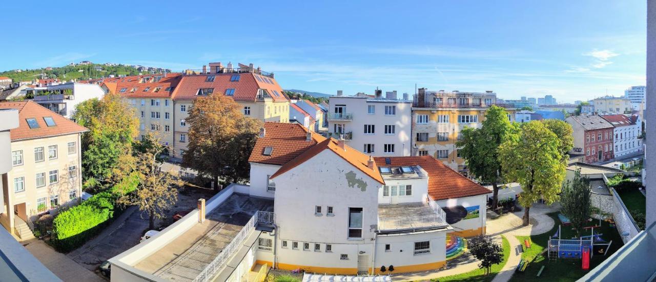 Schanz - Quietly Oriented - Private Parking - Balcony Bratislava Eksteriør billede